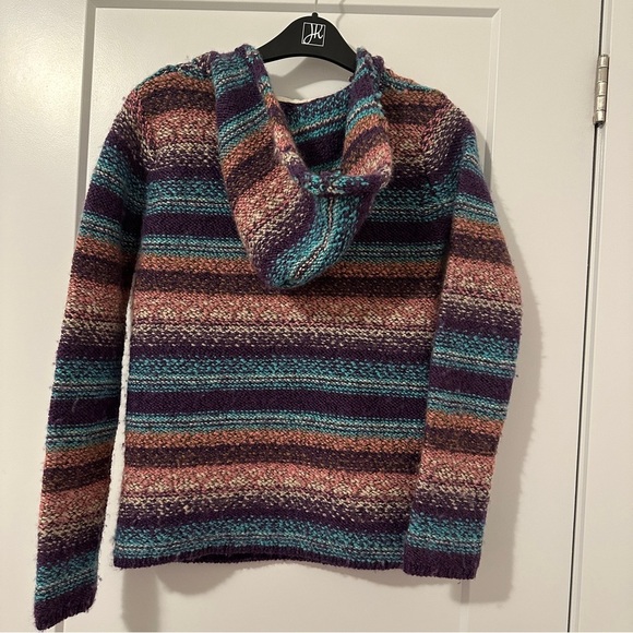 TNA Aritzia Striped Wool Blend Knit Pullover Oversized Sweater Size XS Women’s - Picture 9 of 10